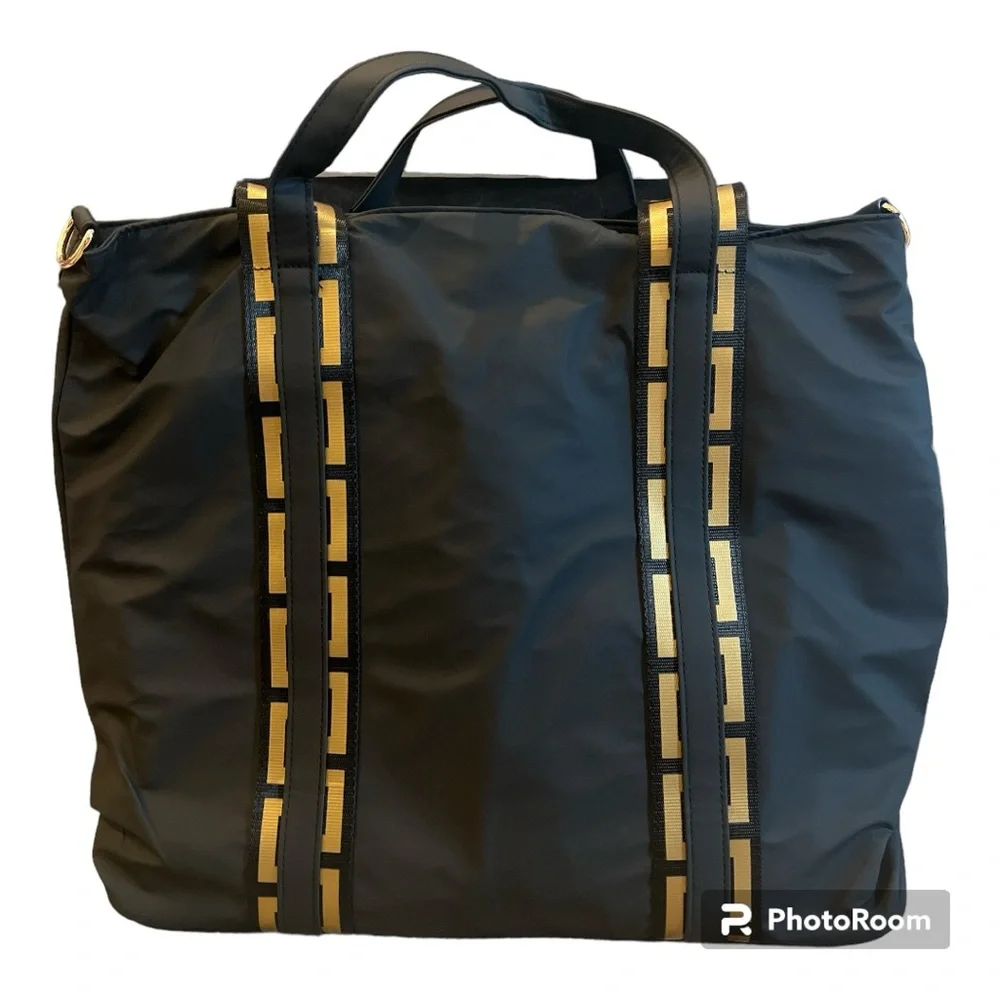 Versace Parfums Tote Medusa Logo Soft Vinyl Black and Gold NWT - Picture 5 of 8